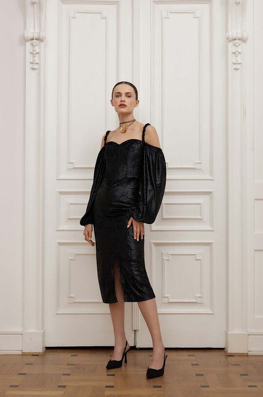 Платье из велюра Answear.LAB длинный чёрный WS24.SUD003