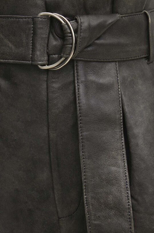 Answear Lab pantaloni scurti de piele gri WS24.SZD001