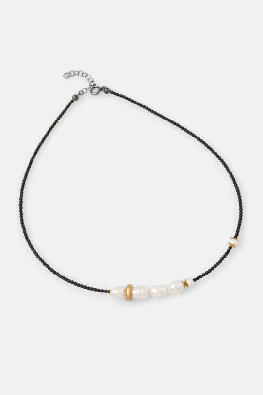 Ručně vyrobený náhrdelník z pozlaceného stříbra s kultivovanou perlou a hematitem Answear.LAB WS25.AKD005 černá WS25