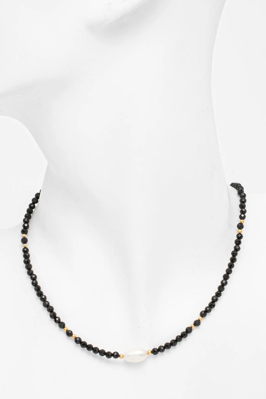 Answear Lab colier cu perle de cultură și turmalină, realizat manual WS25.AKD00J negru