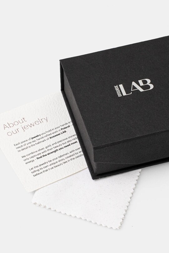 Answear Lab colier cu turmalină și labradorită, realizat manual Lunula aur WS25.AKD00M