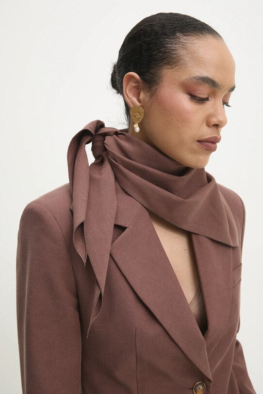 Answear.LAB marynarka taliowana z chustą WS25.KZD006 brązowy