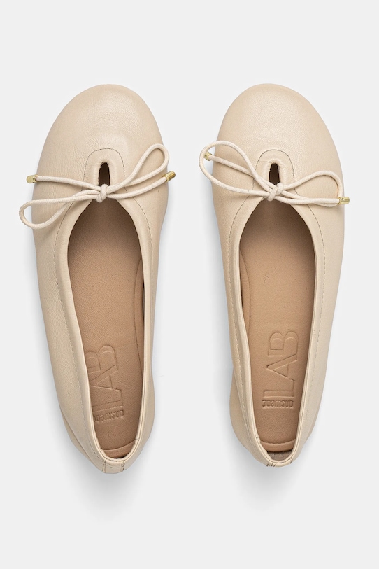 Δερμάτινες μπαλαρίνες Answear.LAB μπεζ ans1