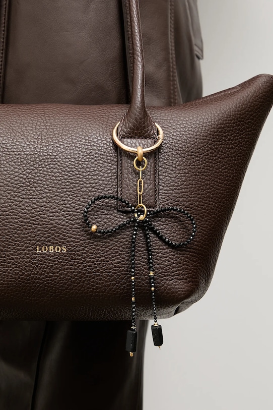 Answear.LAB brelok kamień naturalny czarny WS26-AKD000