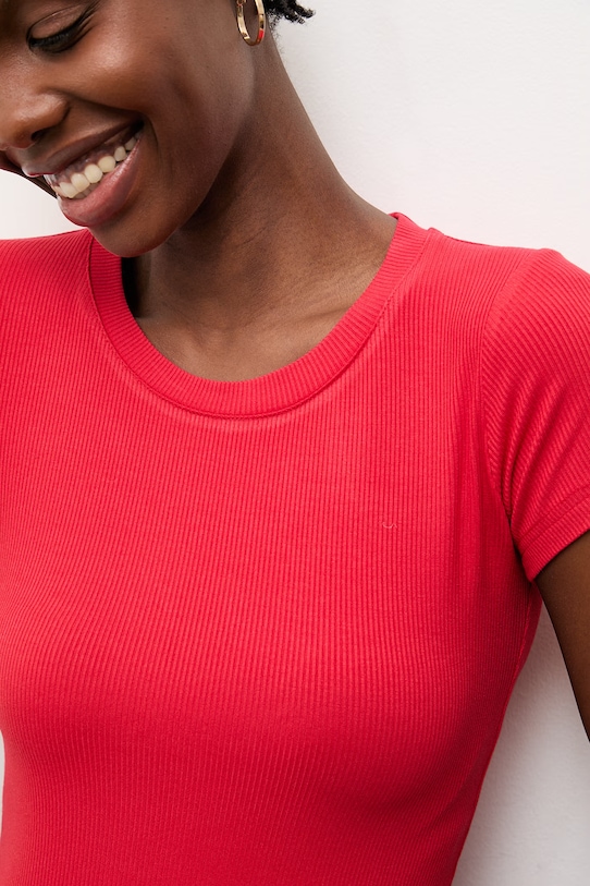 Answear.LAB t-shirt damski z bawełną czerwony WS26-BKD025