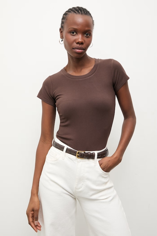 Answear.LAB t-shirt damski z bawełny brązowy WS26-BKD025