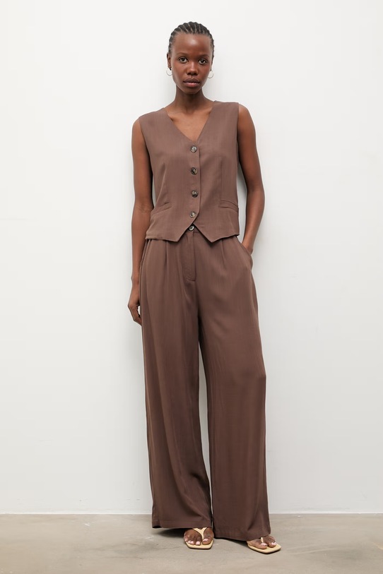 Answear.LAB komplet damski z domieszką lnu brązowy WS26-DKD000