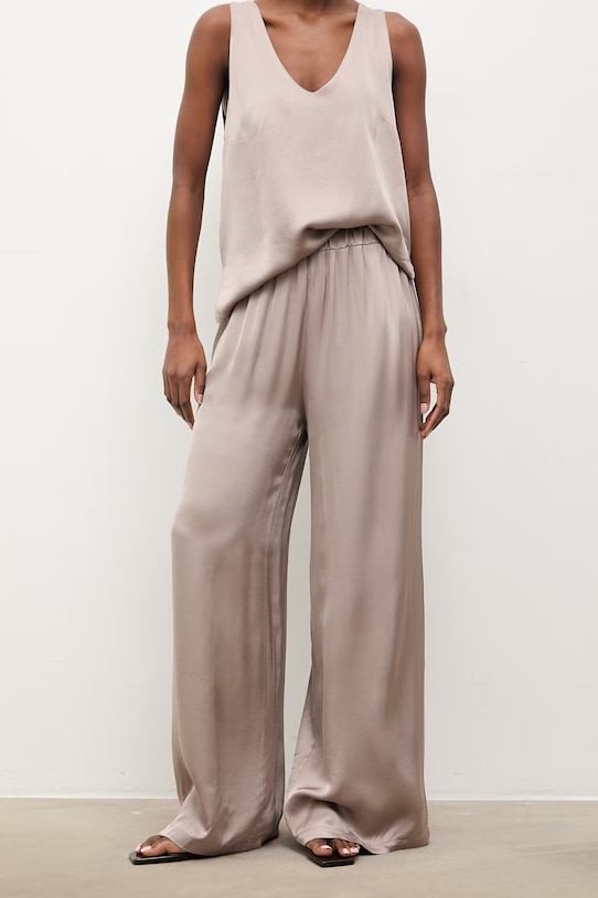 Odzież Answear.LAB komplet codzienny damski z wiskozy WS26-DKD008 beżowy