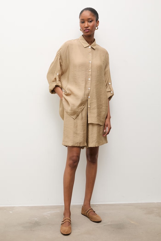 Answear.LAB koszula z domieszką jedwabiu ZY931.hak beżowy WS26