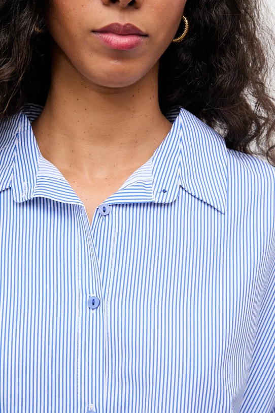 Answear.LAB koszula damska bawełniana WS26-KDD038 niebieski