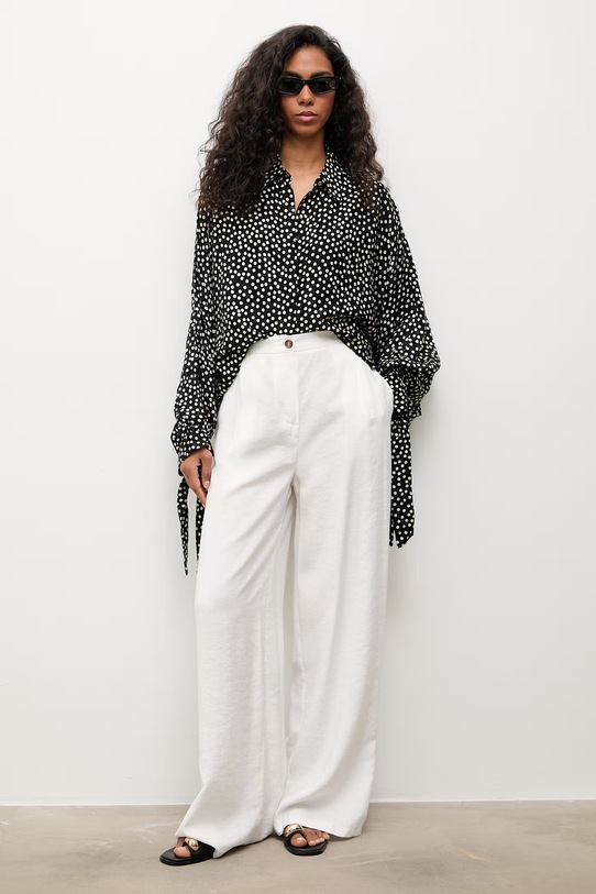 Answear.LAB bluzka koszulowa damska z wiskozą WS26-KDD040 czarny WS26