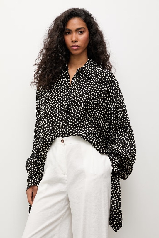 Answear.LAB bluzka koszulowa damska z wiskozą czarny WS26-KDD040
