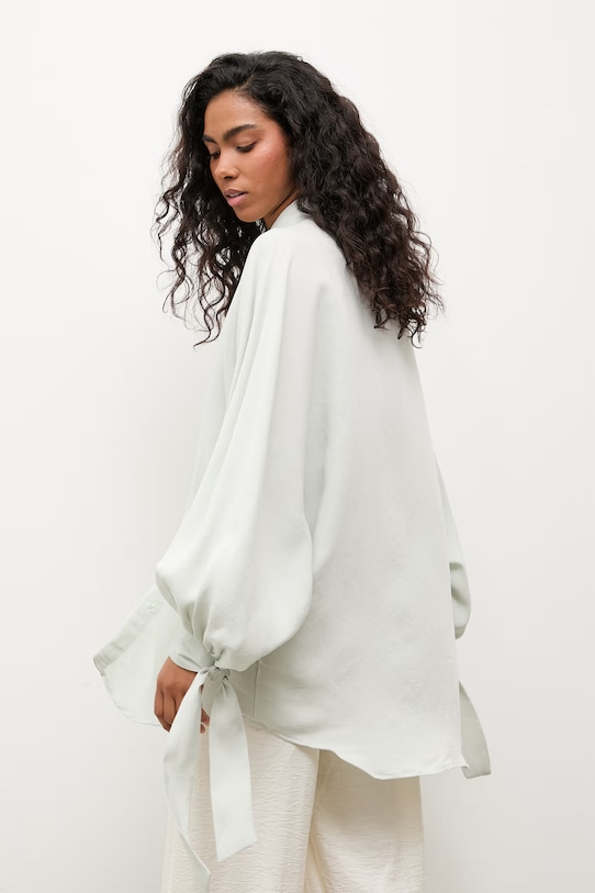 Answear.LAB koszula damska z modalem beżowy WS26-KDD043