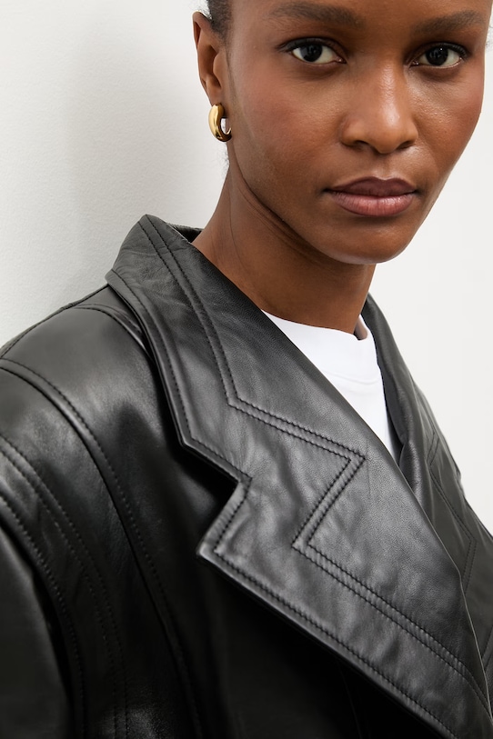 Answear.LAB płaszcz skórzany NINA z kolekcji Unscripted WS26-KPD003