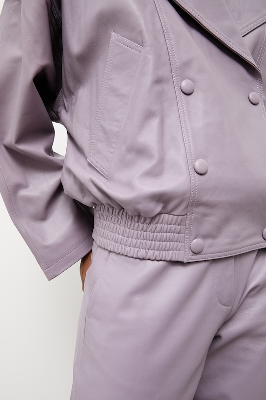 Answear.LAB kurtka damska skórzana CHARLOTTE z kolekcji Unscripted WS26-KUD012