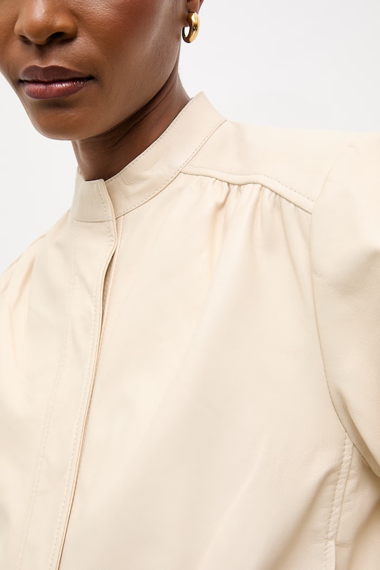 Answear.LAB kurtka damska skórzana MEMO z kolekcji Unscripted WS26-KUD023