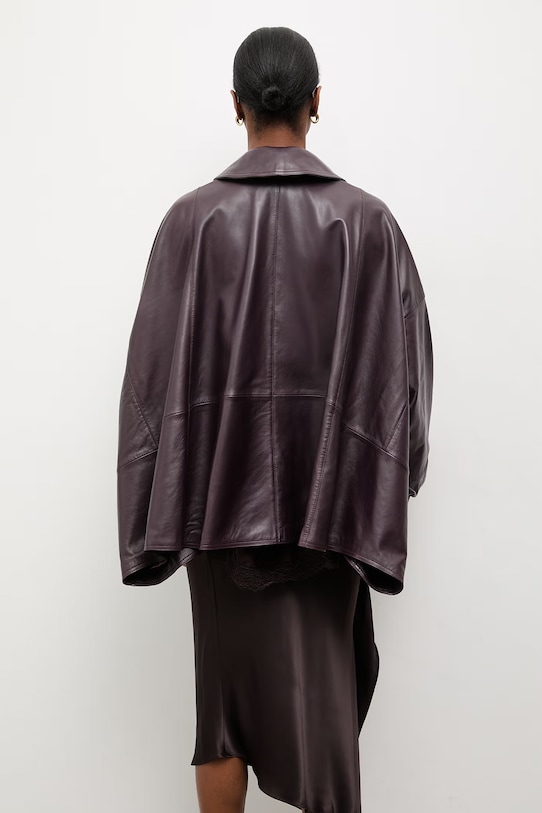 Odzież Answear.LAB kurtka oversize damska skórzana z kolekcji Unscripted WS26-KUD024 bordowy