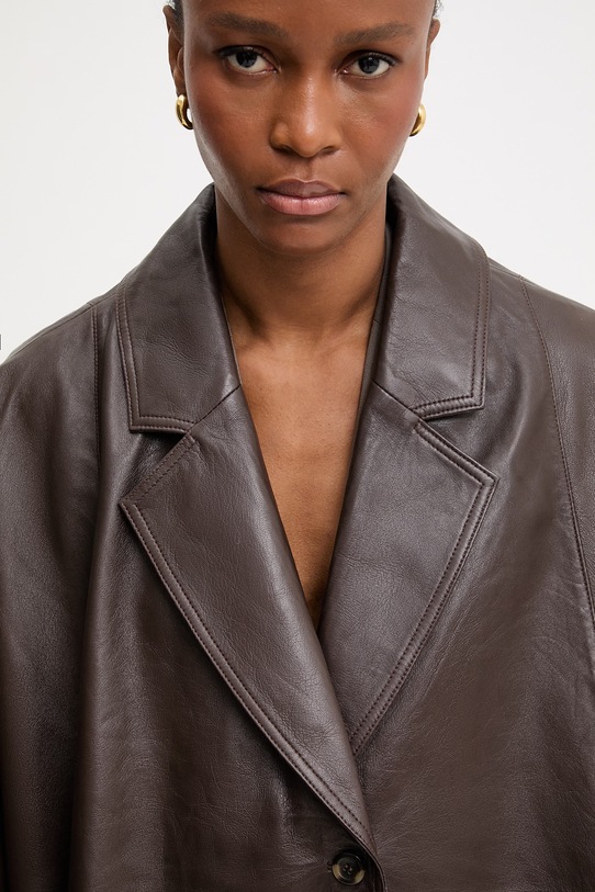 Answear.LAB kurtka oversize damska skórzana z kolekcji Unscripted brązowy WS26-KUD024