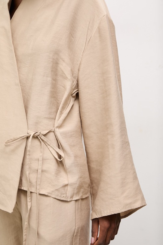 Answear.LAB marynarka damska z lyocellem WS26-KZD006 beżowy