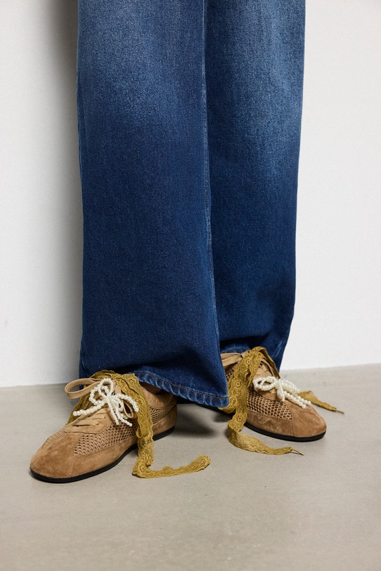 Answear.LAB sportcipő velúr bőr bézs LT001-6-F277.cjk