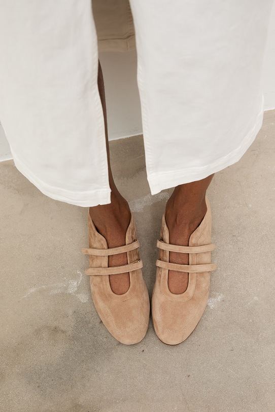 Answear.LAB baleriny zamszowe z kolekcji Unscripted LT263-1-5.cjk