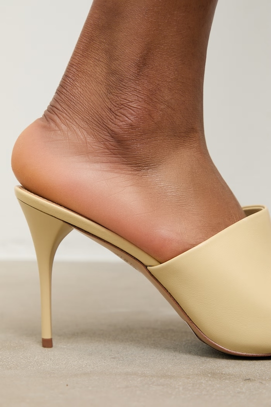 Answear.LAB klapki skórzane z kolekcji Unscripted LT2667-1.cjk