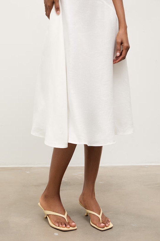 Answear.LAB japonki skórzane z kolekcji Unscripted 5-8 cm beżowy LT5111L-5102,cjk