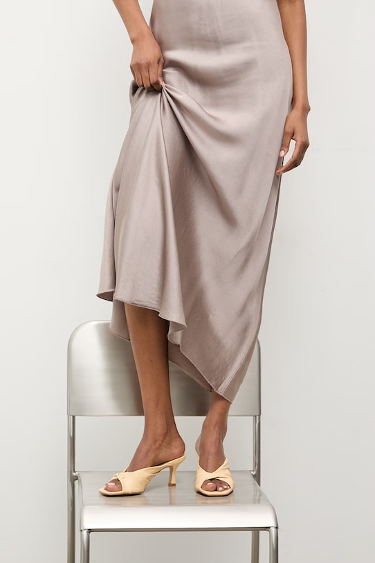 Answear.LAB klapki na szpilce damskie skórzane WS26-OBD088