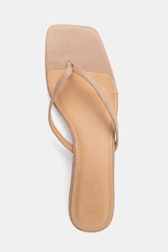 Answear.LAB japonki na niskim obcasie damskie beżowy WS26-OBD092