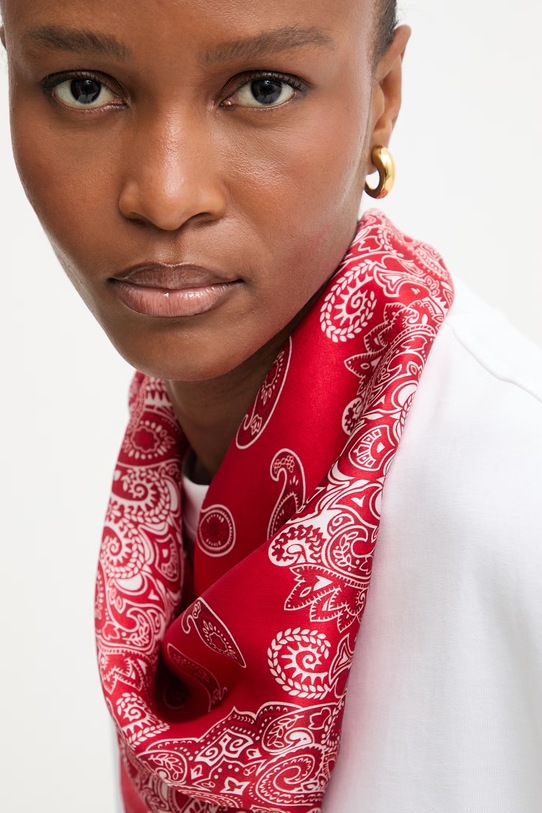 Answear.LAB chusta jedwabna z kolekcji Unscripted jedwab czerwony 123.flk