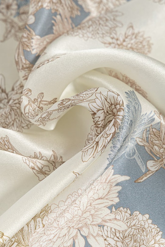 Answear.LAB apaszka jedwabna z kolekcji Unscripted niebieski 125.flk