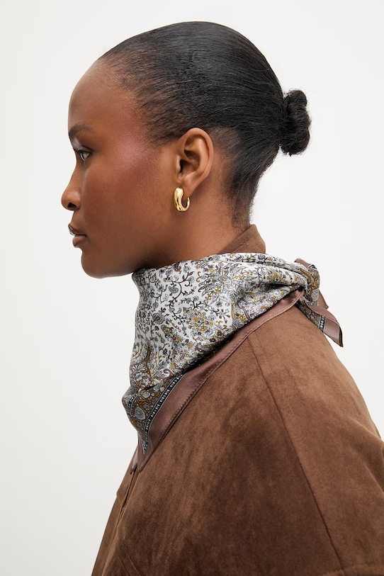 Answear.LAB apaszka jedwabna z kolekcji Unscripted tkanina brązowy 126.flk