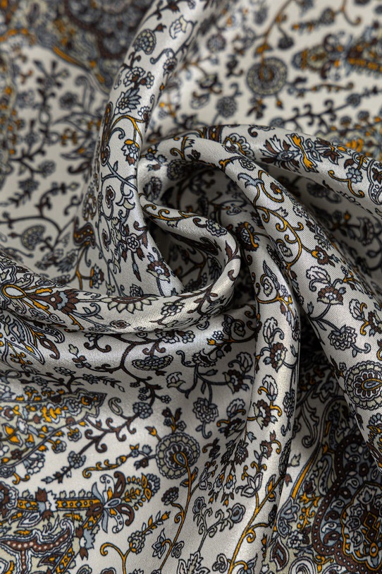 Answear.LAB apaszka jedwabna z kolekcji Unscripted brązowy 126.flk