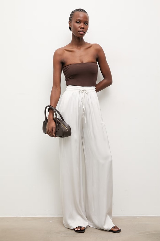 Answear.LAB spodnie damskie z wiskozy WS26-SDD008 beżowy WS26