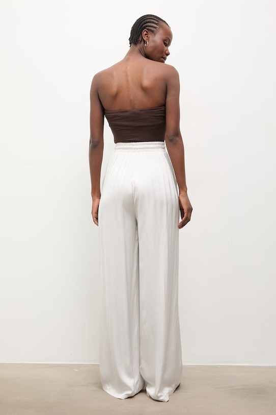 Odzież Answear.LAB spodnie damskie z wiskozy WS26-SDD008 beżowy