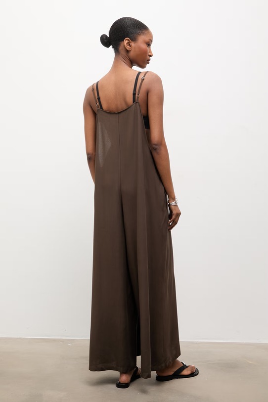 Odzież Answear.LAB kombinezon z domieszką lnu Q1033.hak brązowy