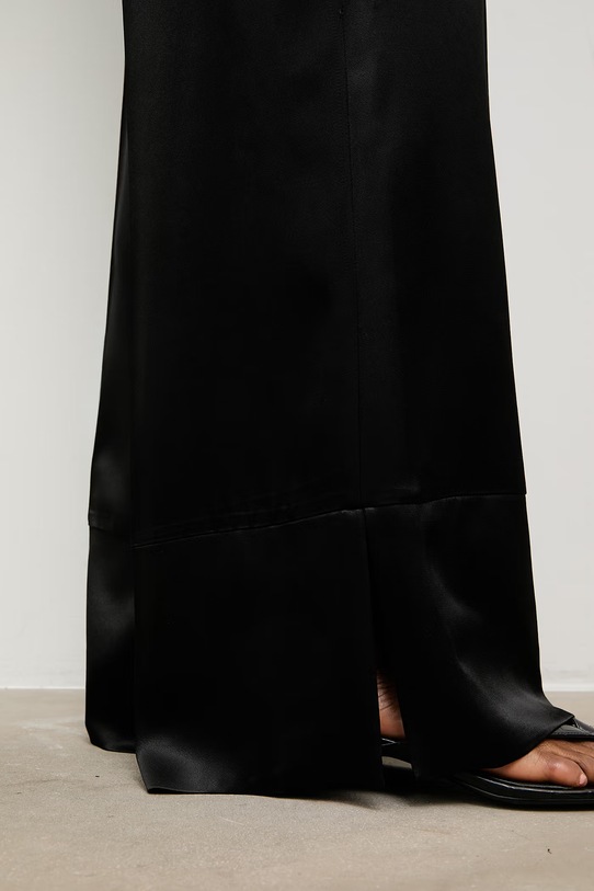 Answear.LAB spodnie damskie czarny WS26-SPD027