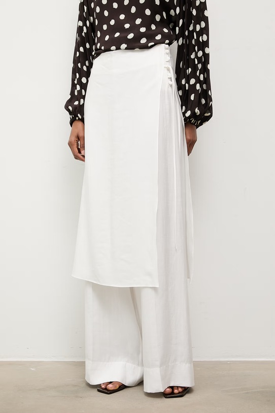 Answear.LAB spodnie damskie beżowy WS26-SPD029