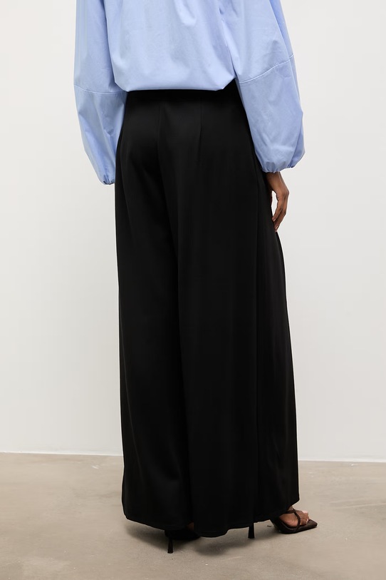 Odzież Answear.LAB spodnie damskie WS26-SPD032 czarny