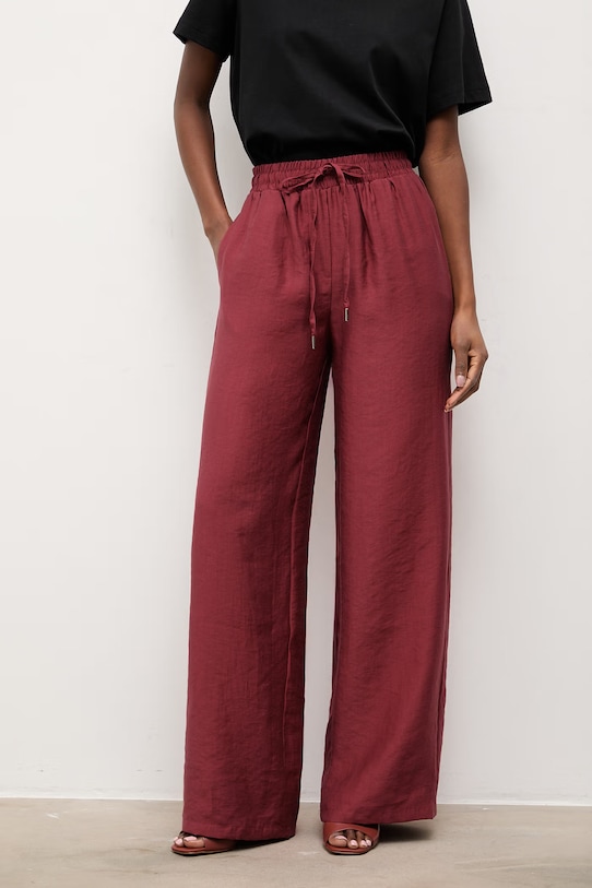 Answear.LAB spodnie damskie z lyocellem czerwony WS26-SPD036