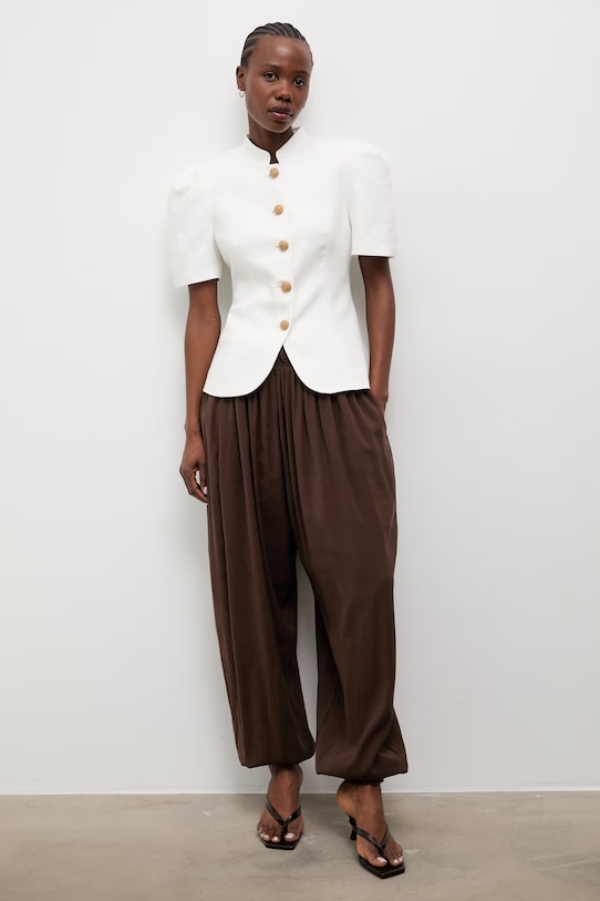 Answear.LAB spodnie damskie z modalem PN1577 brązowy WS26