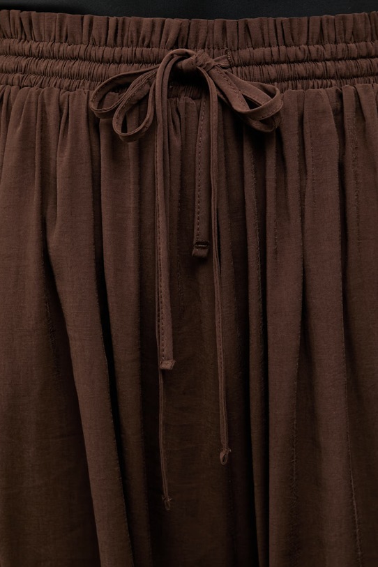 Answear.LAB spodnie damskie z modalem brązowy PN1577
