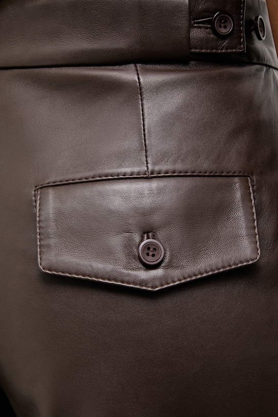 Answear.LAB spodnie damskie skórzane MADELINE z kolekcji Unscripted WS26-SPD042