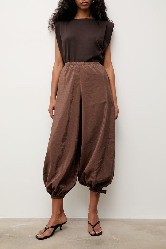 Answear.LAB spodnie damskie WS26-SPD049 brązowy WS26