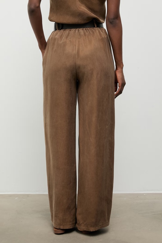 Одяг Answear.LAB штани жіночі з ліоцелю 95106.iak коричневий