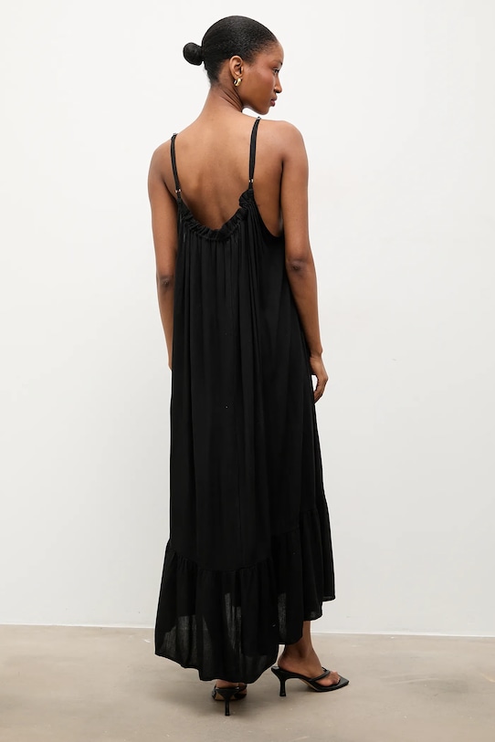 Odzież Answear.LAB sukienka wiskozowa Africa.hak czarny