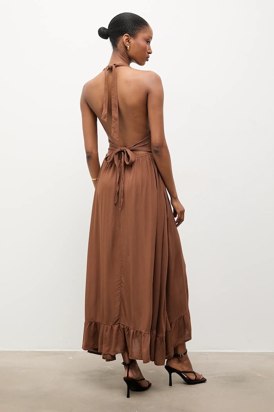 Odzież Answear.LAB sukienka Nerea.hak brązowy