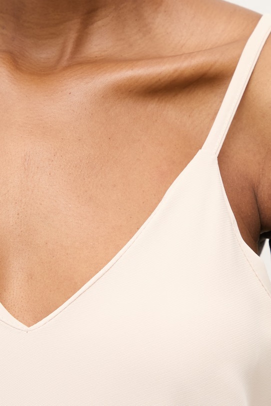 Answear.LAB sukienka bieliźniana WS26-SUD032