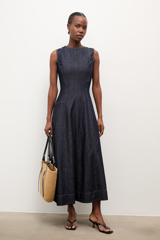 Džínové šaty Answear.LAB m.08802.hak námořnická modř WS26