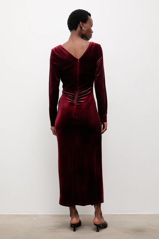Odzież Answear.LAB sukienka welurowa 58322.tok bordowy